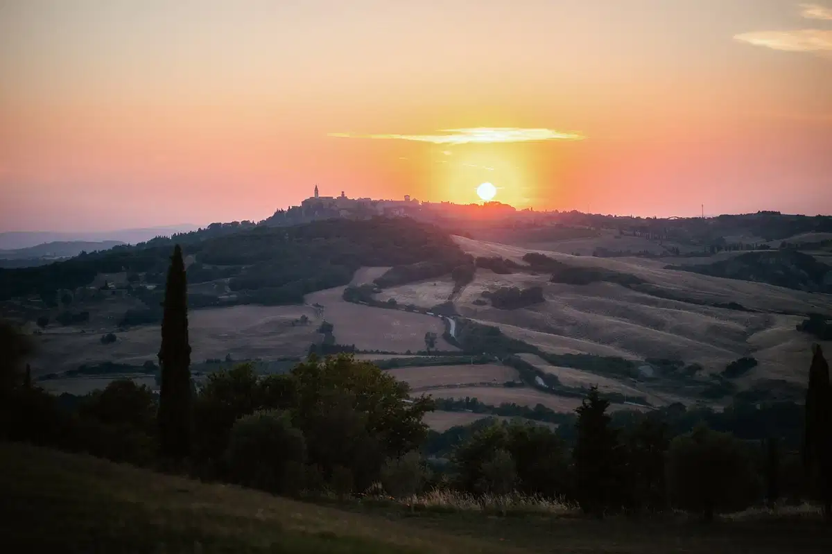 The Best Time of Year to Get Married in Tuscany