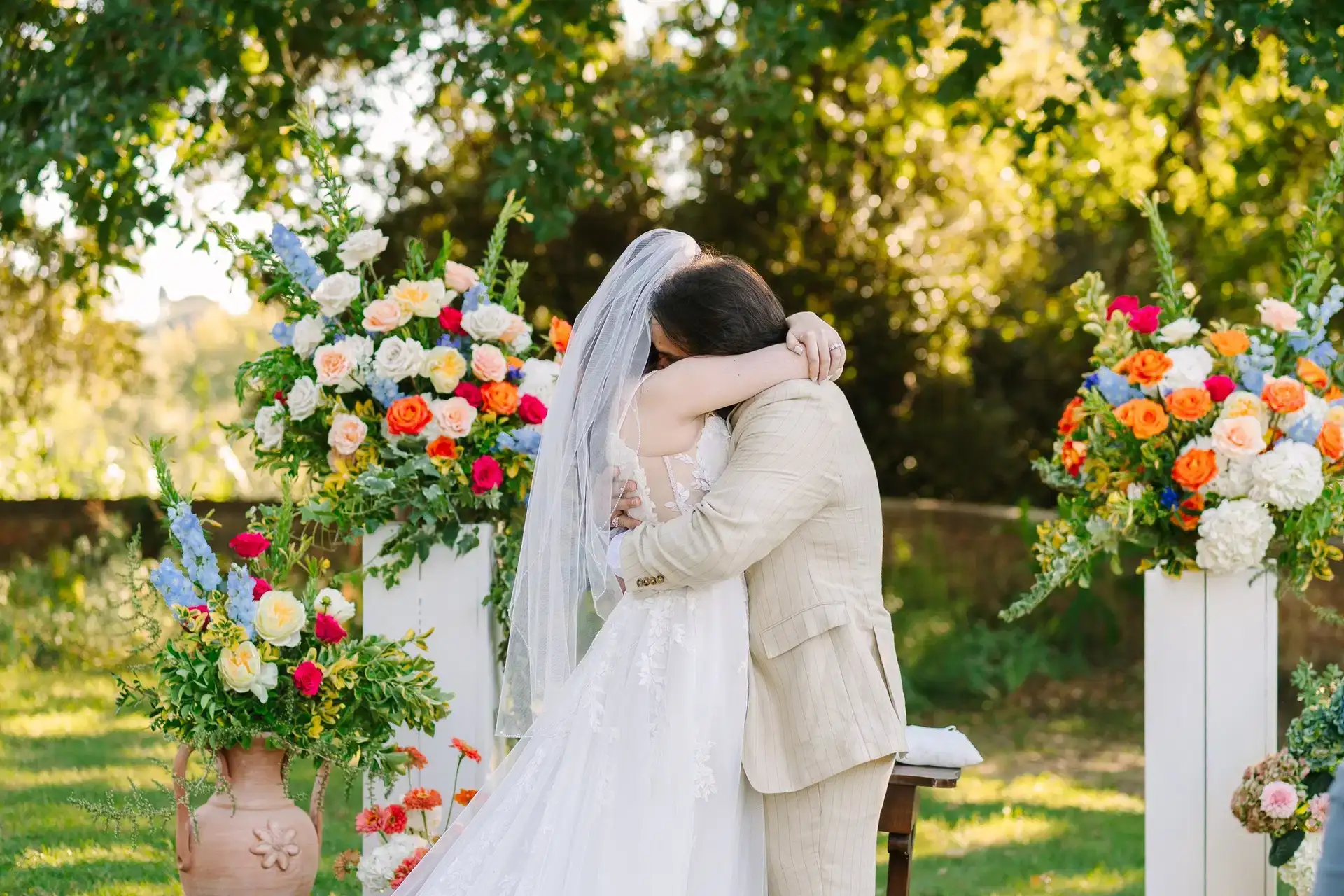 Emily & Raul, wedding in Tuscany