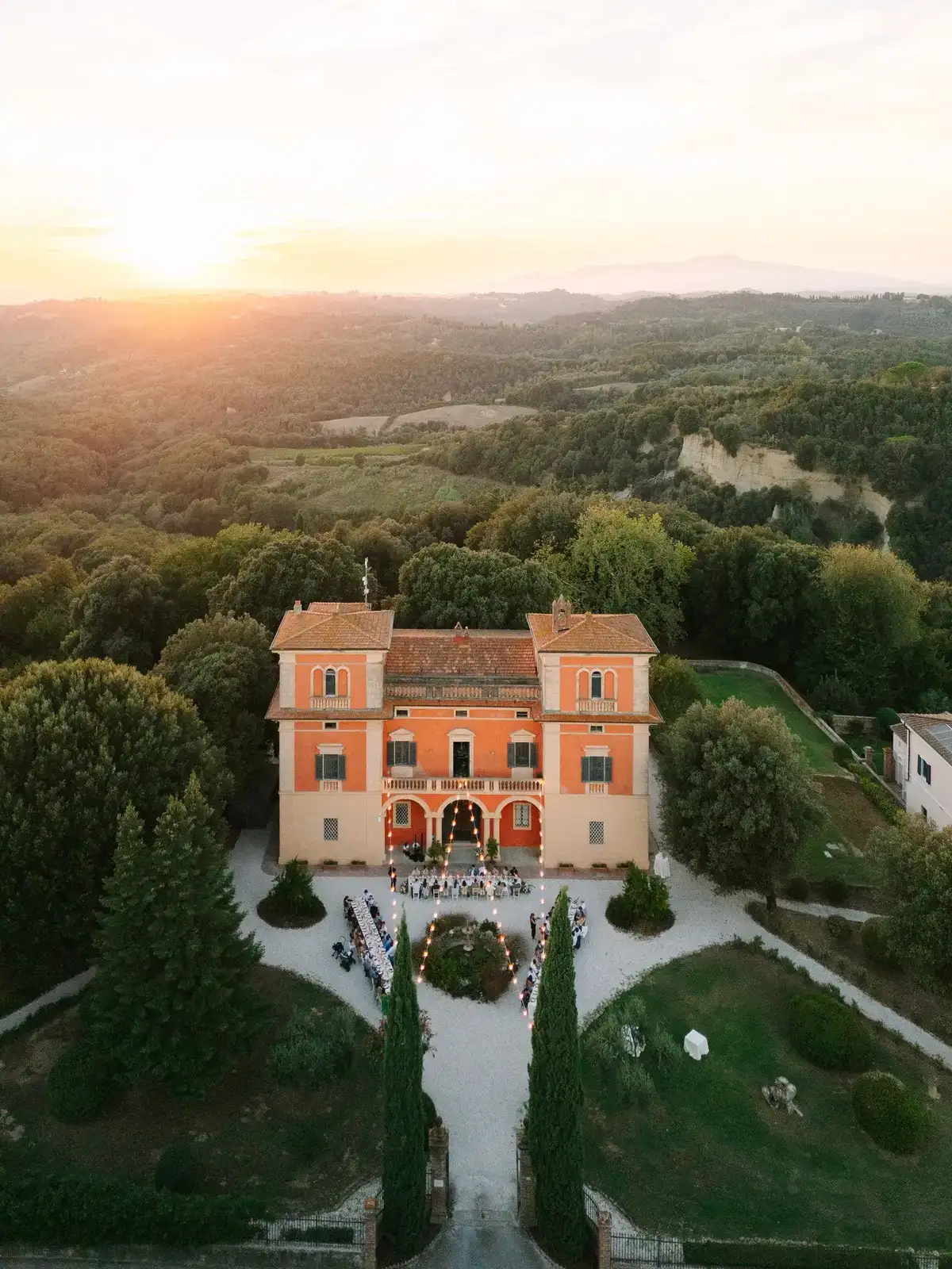 Emily & Raul, wedding in Tuscany