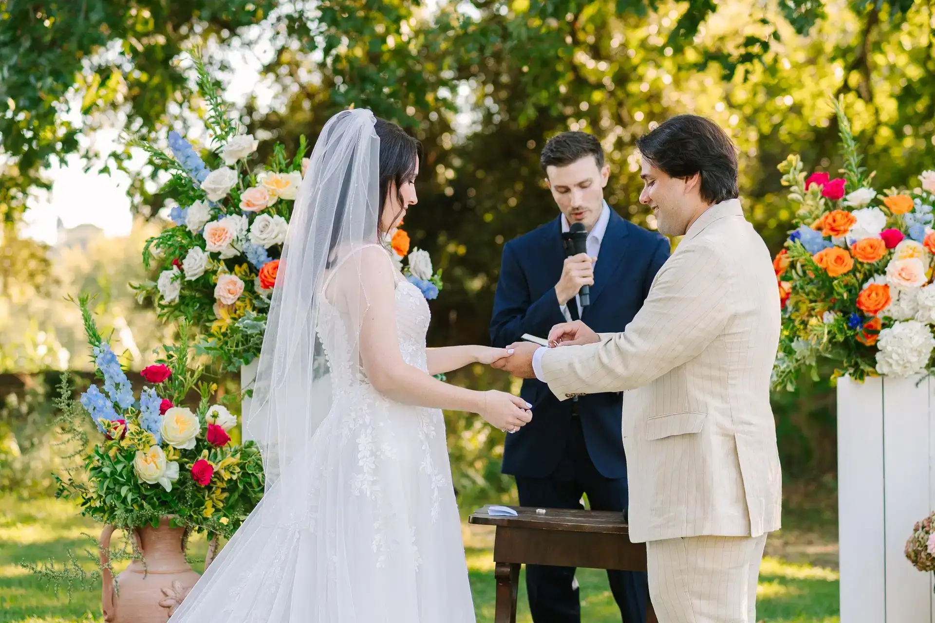 Emily & Raul, wedding in Tuscany